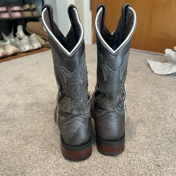 Western Cowboy Boots - Picture 3 of 5